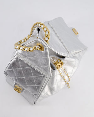*RARE* Chanel 25 Small Handbag in Metallic Silver Grained Calfskin Leather with Antique Gold Hardware&nbsp;