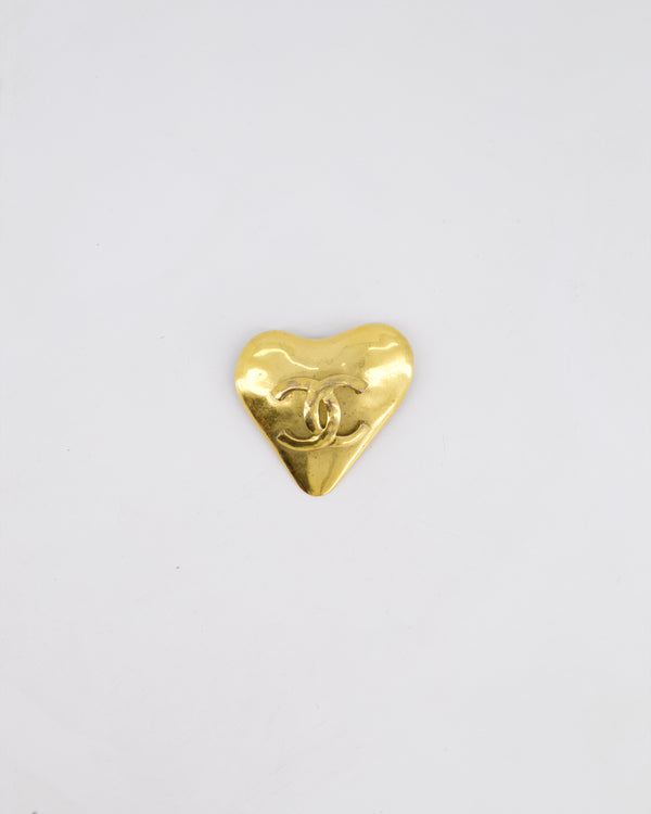 Chanel 93P 24K Gold Plated Heart-shaped Brooch With CC Detail Logo