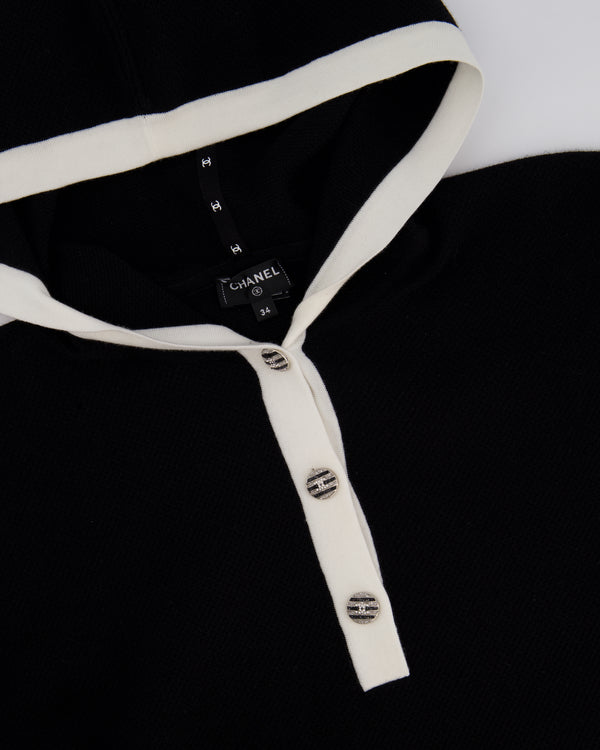 *HOT* Chanel 24C Navy Knitted Short Hooded Dress with Silver & Black CC Buttons Detail Size FR 34 (UK 8)