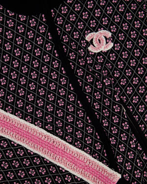 Chanel 23K Pink and Black Two-Piece Knit Tracksuit with Monogram Detail Set Size FR 42 (UK 14) / FR 44 ( UK 16)