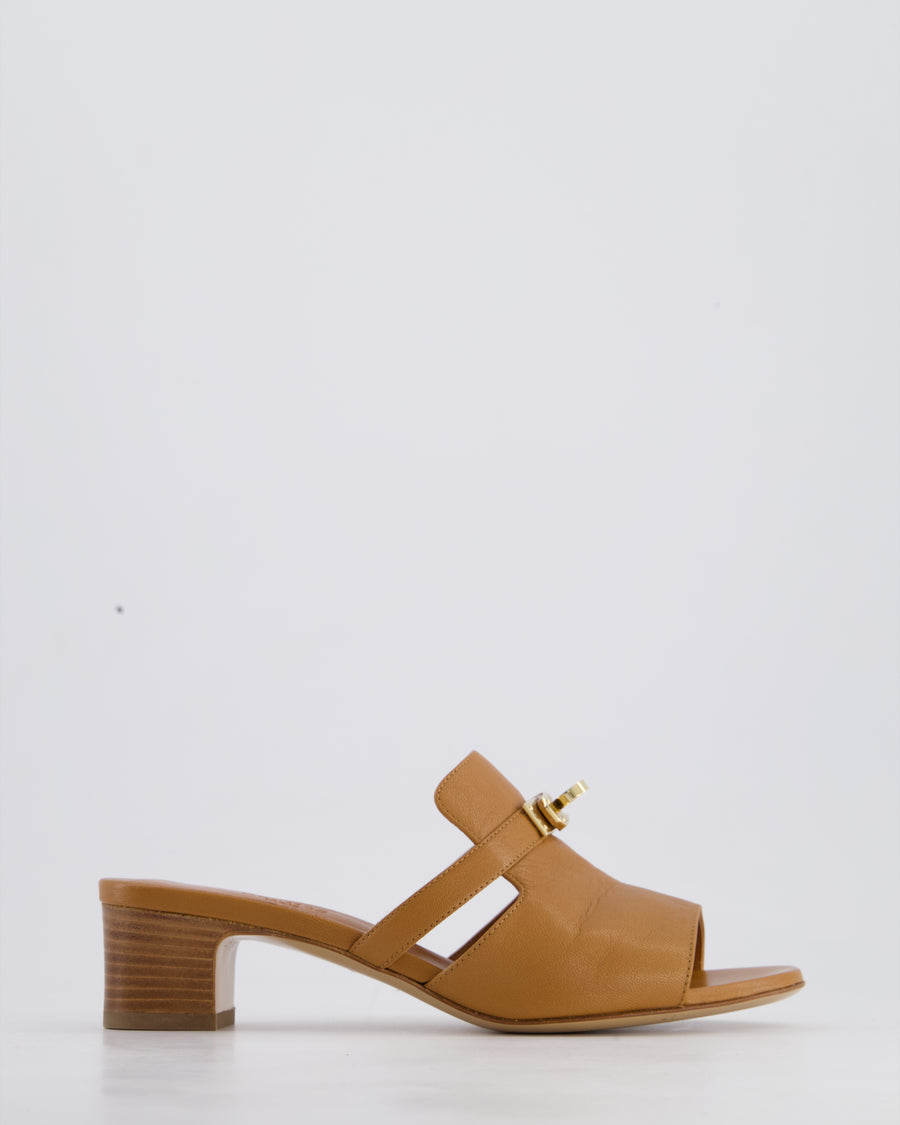 Hermès Brown Candy Sandal with Gold Kelly Clasp Size EU 37