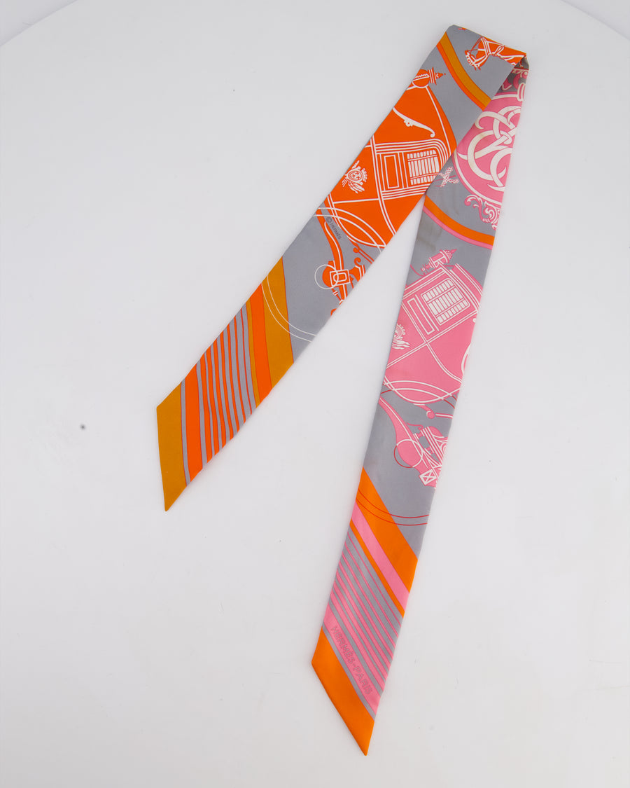 Hermès Grey Colour Super Silk Ex-libris Pattern Design Twilly