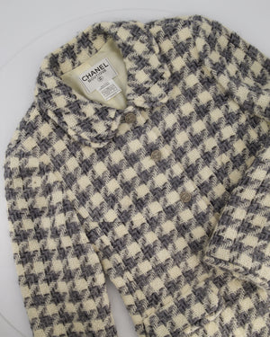 Chanel 98/A Grey Houndstooth Jacket with CC Button Detail Size FR 40 (UK 12)
