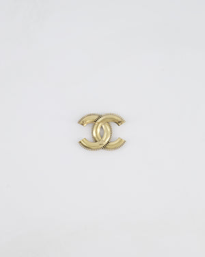 Chanel 25C Pearl and Gold Brooch CC Logo with Inlay of Pearlised White Detailing