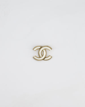 Chanel 25C Pearl and Gold Brooch CC Logo with Inlay of Pearlised White Detailing