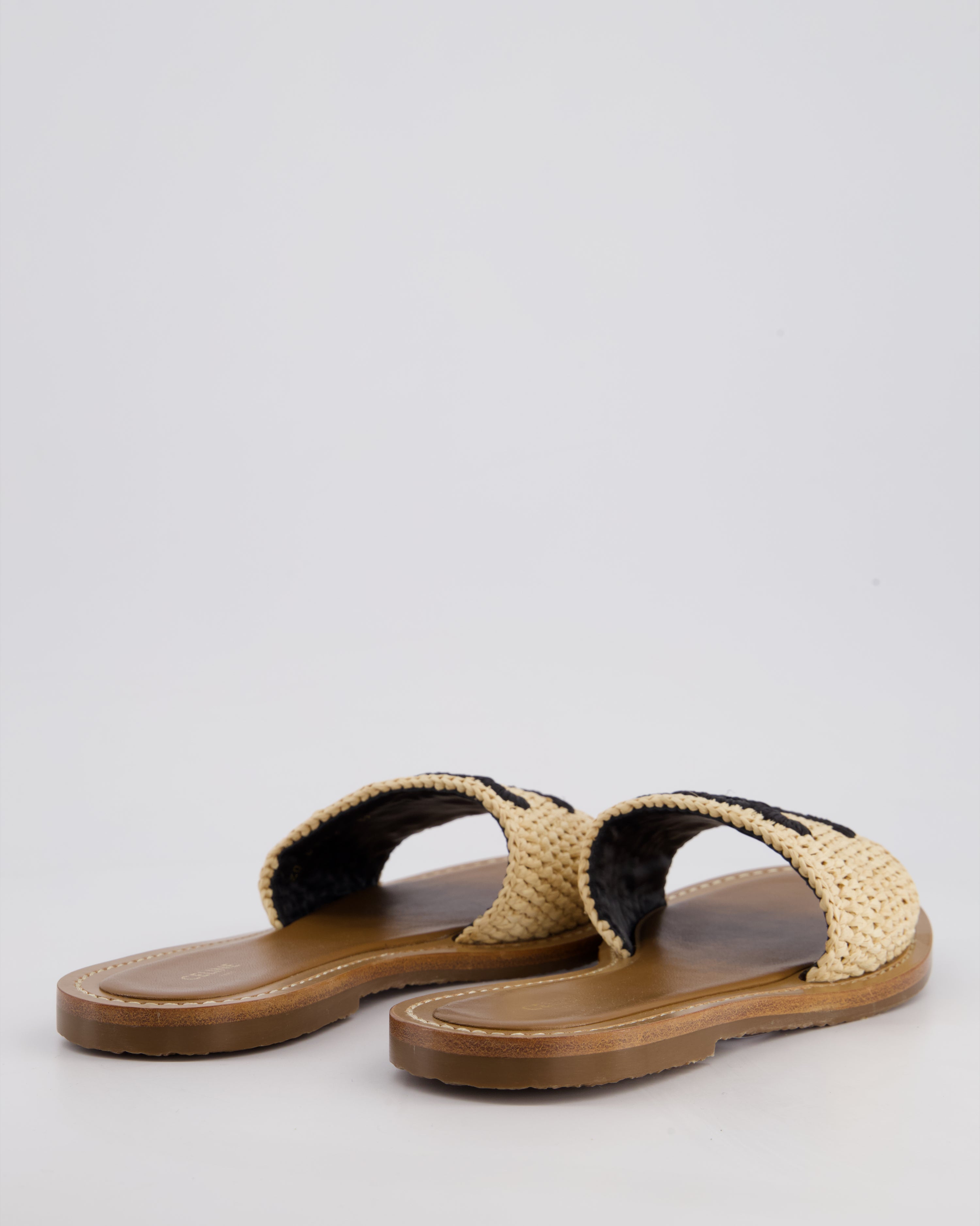 【CELINE】LYMPIA MULES CELINE LYMPIA MULE IN RAFFIA - BLACK / NATURAL | CELINE