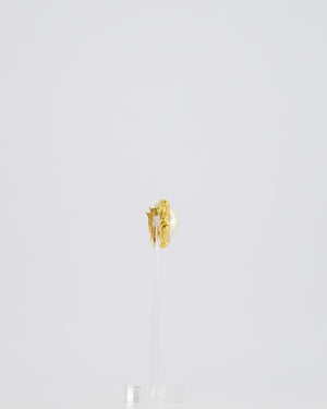 *HOT* Chanel Gold Round Button Pearl Clip On CC Earrings