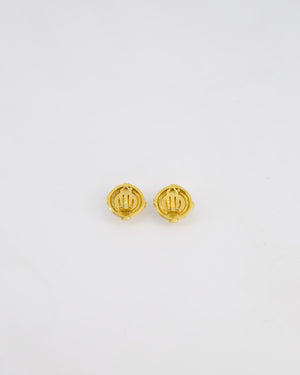 *HOT* Chanel Gold Round Button Pearl Clip On CC Earrings