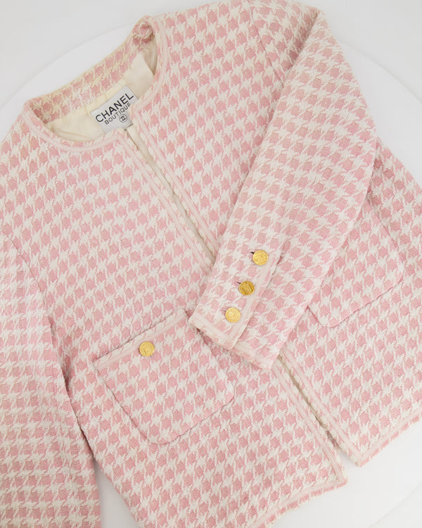 Chanel Vintage Baby Pink and White Houndstooth Jacket with Gold CC Buttons Size FR 36 (UK 8)