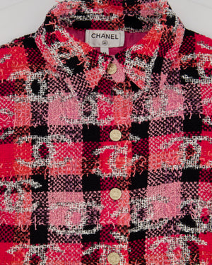 Chanel 22M Coco Beach Hot Pink & Black Cropped Tweed Shirt with White CC Logo Detail Size FR 34 (UK 6)
