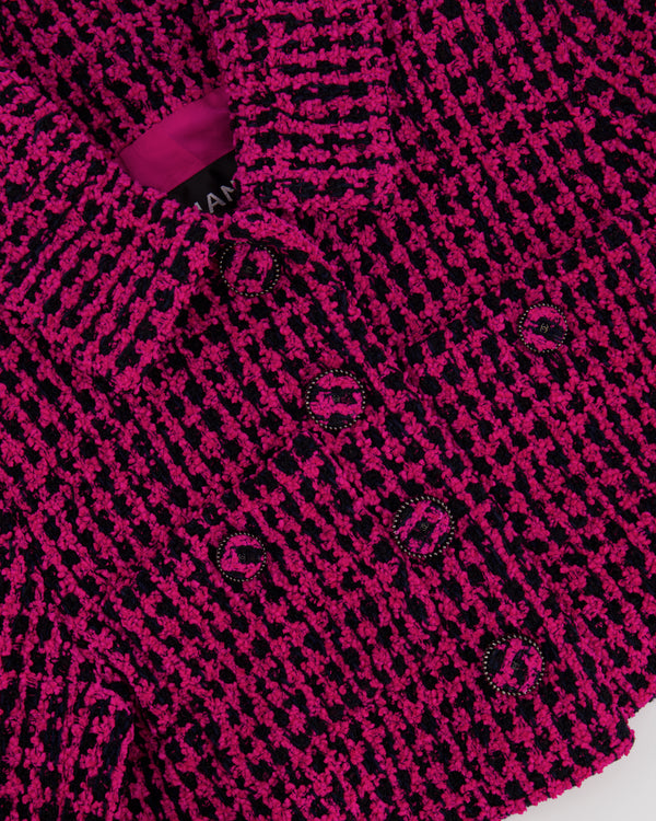Chanel Fall 2016 Pink and Black Tweed Cropped Jacket with CC Logo Tweed Buttons Size FR 38 (UK 10)