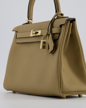 Hermès Kelly 25 Retourne Bag in Poussiere Swift Leather with Permabrass Hardware