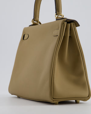Hermès Kelly 25 Retourne Bag in Poussiere Swift Leather with Permabrass Hardware