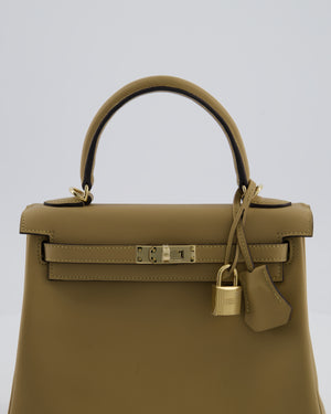 Hermès Kelly 25 Retourne Bag in Poussiere Swift Leather with Permabrass Hardware