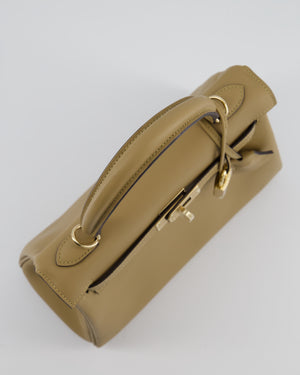 Hermès Kelly 25 Retourne Bag in Poussiere Swift Leather with Permabrass Hardware