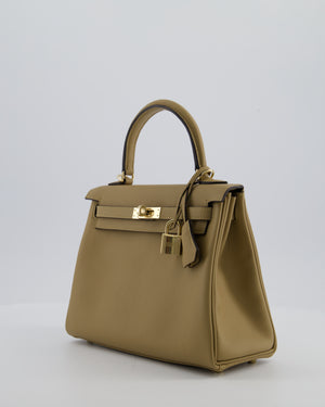 Hermès Kelly 25 Retourne Bag in Poussiere Swift Leather with Permabrass Hardware