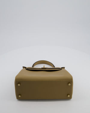 Hermès Kelly 25 Retourne Bag in Poussiere Swift Leather with Permabrass Hardware