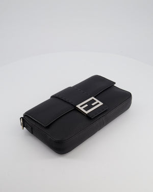 *MENSWEAR* Fendi Black Selleria Baguette Bag In Grained Leather with Silver Hardware
