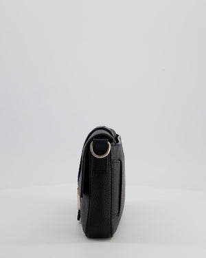 *MENSWEAR* Fendi Black Selleria Baguette Bag In Grained Leather with Silver Hardware