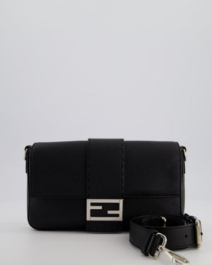 *MENSWEAR* Fendi Black Selleria Baguette Bag In Grained Leather with Silver Hardware