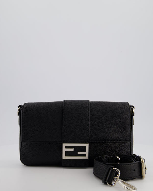 *MENSWEAR* Fendi Black Selleria Baguette Bag In Grained Leather with Silver Hardware
