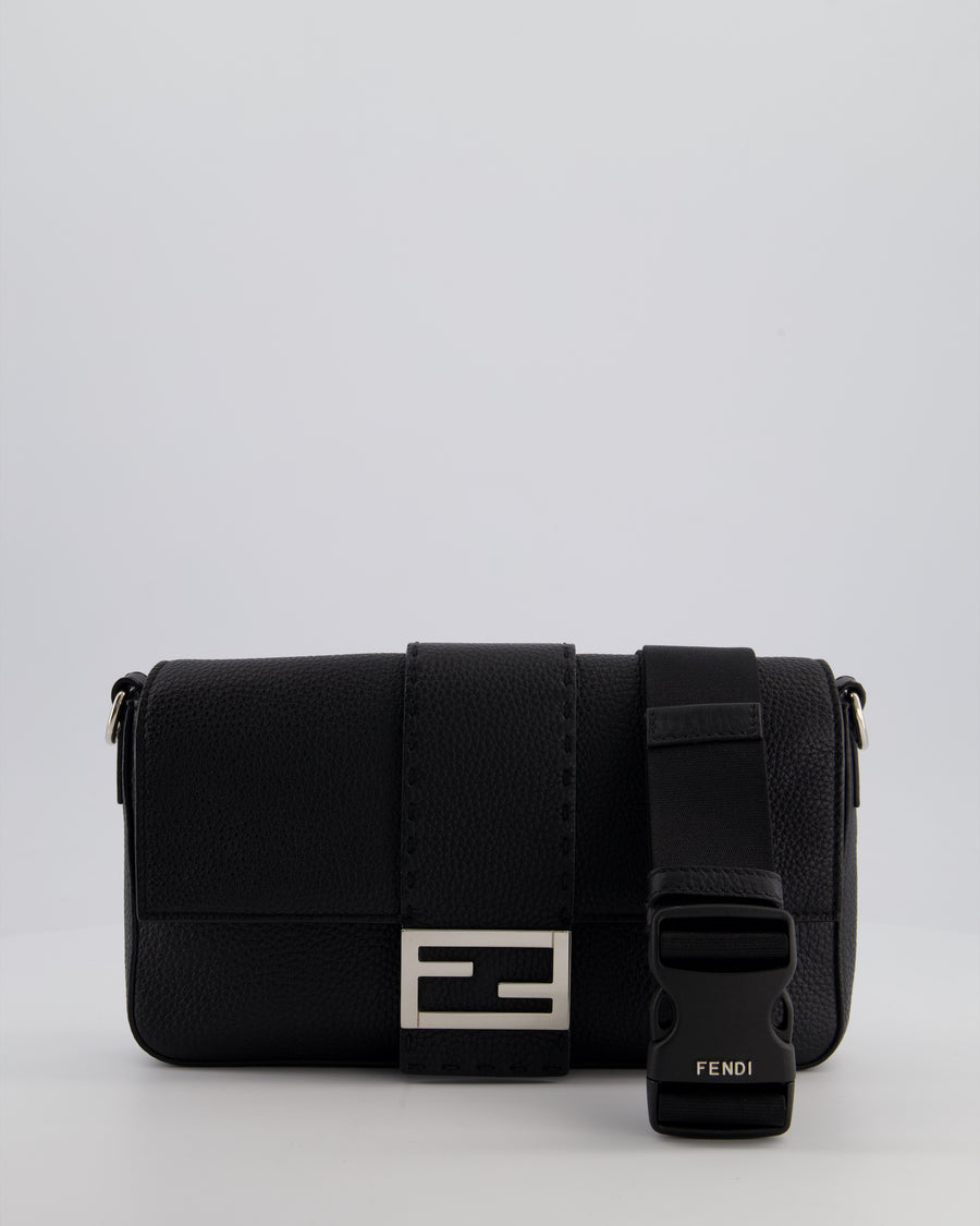 *MENSWEAR* Fendi Black Selleria Baguette Bag In Grained Leather with Silver Hardware