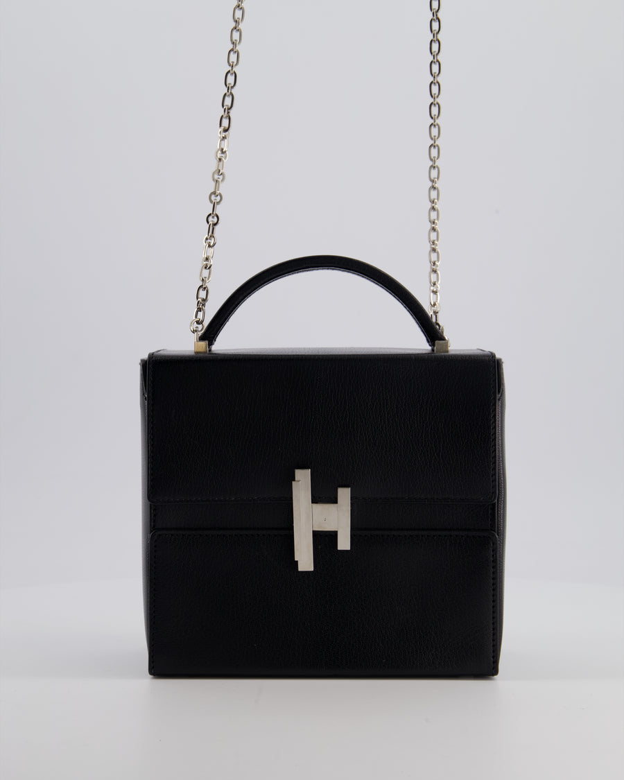 *FIRE PRICE* Hermès Cinhetic Box Bag in Noir Chevrè Chamkila Leather with Palladium Hardware