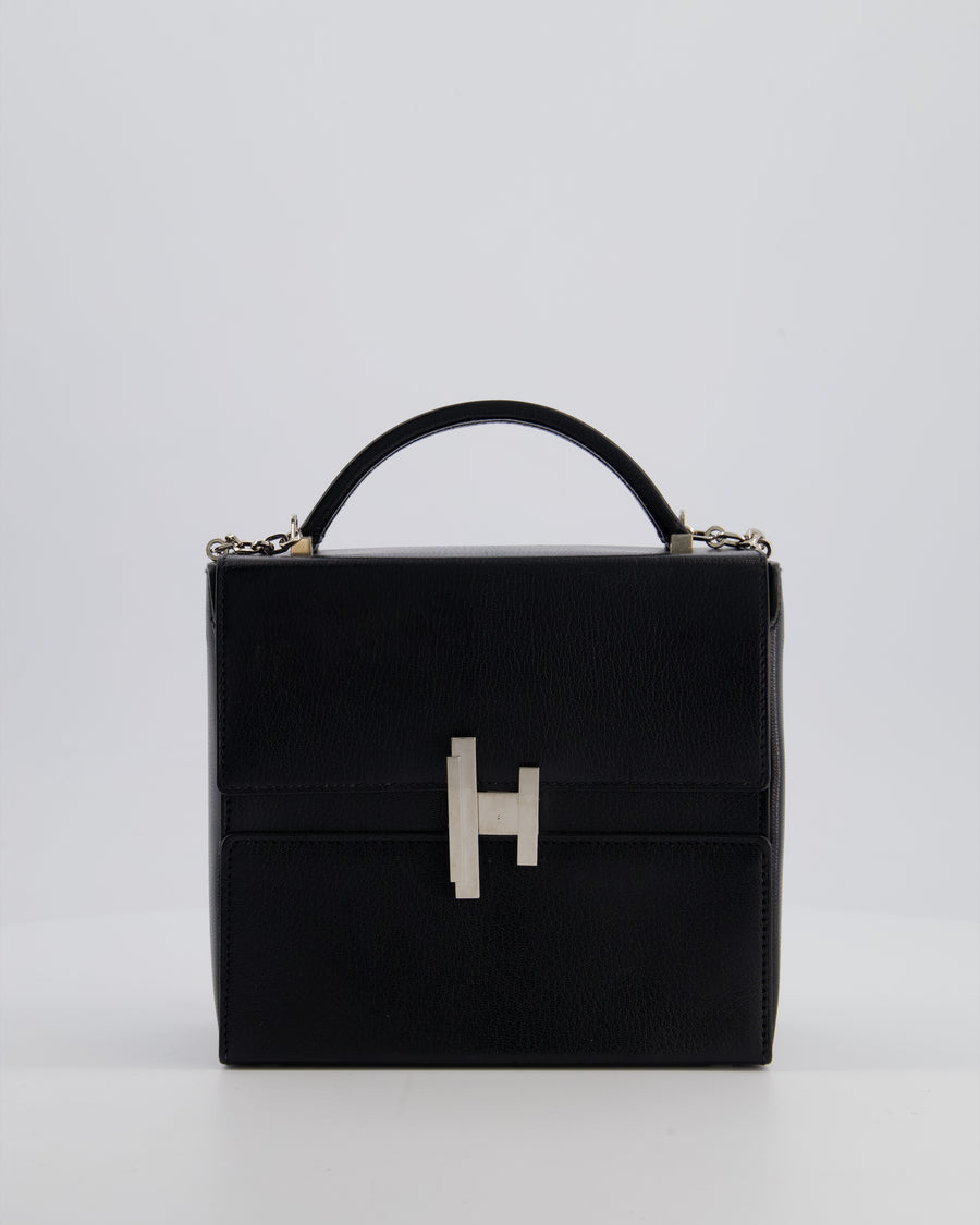 *FIRE PRICE* Hermès Cinhetic Box Bag in Noir Chevrè Chamkila Leather with Palladium Hardware