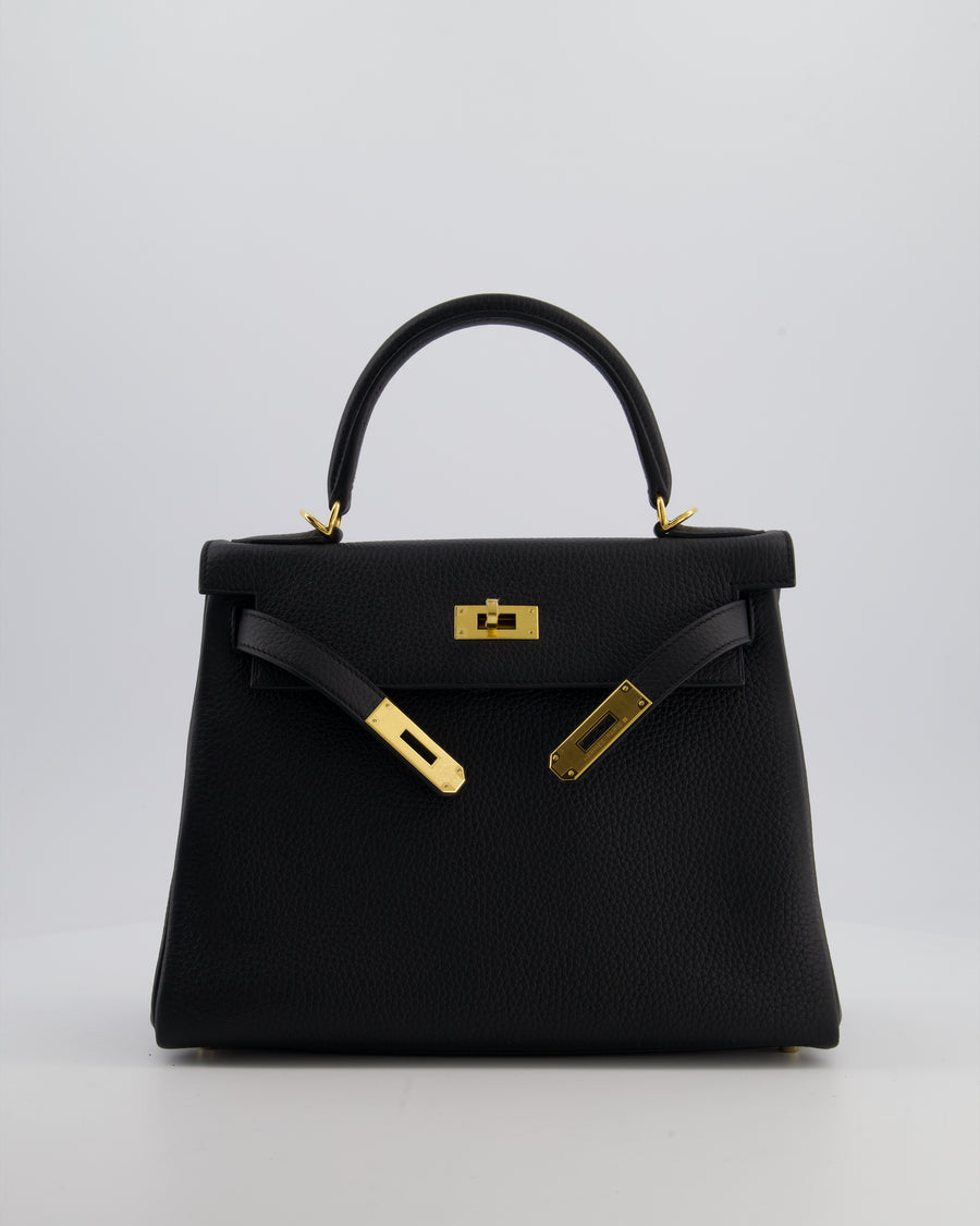 Hermès Kelly 28 Retourne Bag in Noir Clemence Leather with Gold Hardware