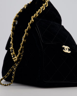 *SUPER RARE* Chanel Black 25 Small Bag in Suede Calfskin Leather with Brushed Gold Hardware