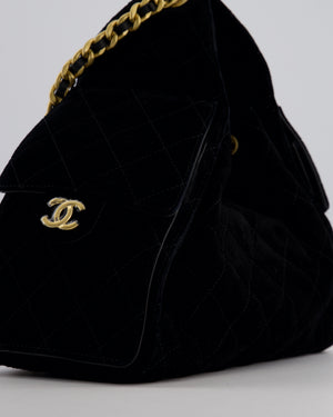 *SUPER RARE* Chanel Black 25 Small Bag in Suede Calfskin Leather with Brushed Gold Hardware