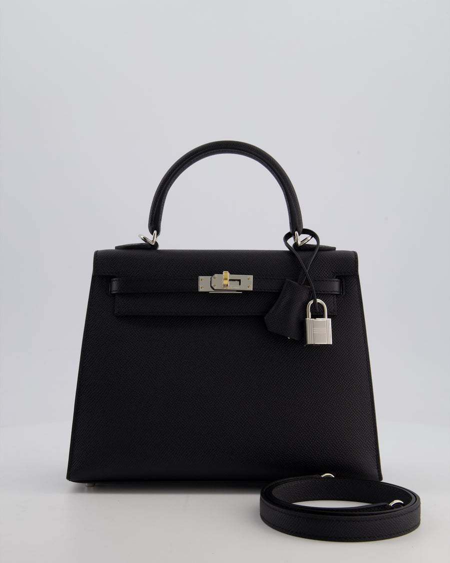 *RARE* Hermès Kelly 25 Sellier Bag in Black Epsom Leather with Electrum Hardware