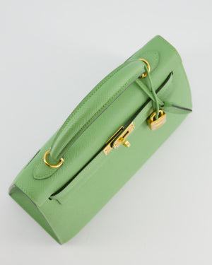 *HOT COLOUR* Hermès Kelly 25 Sellier Bag in Vert Criquet Epsom Leather with Gold Hardware