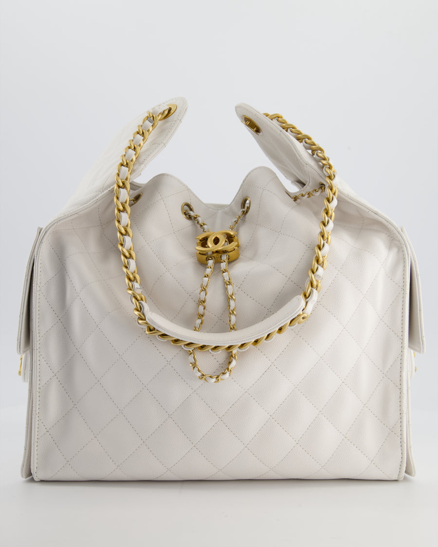 *RARE* Chanel 25 Medium Handbag in White Grained Calfskin Leather with Antique Gold Hardware