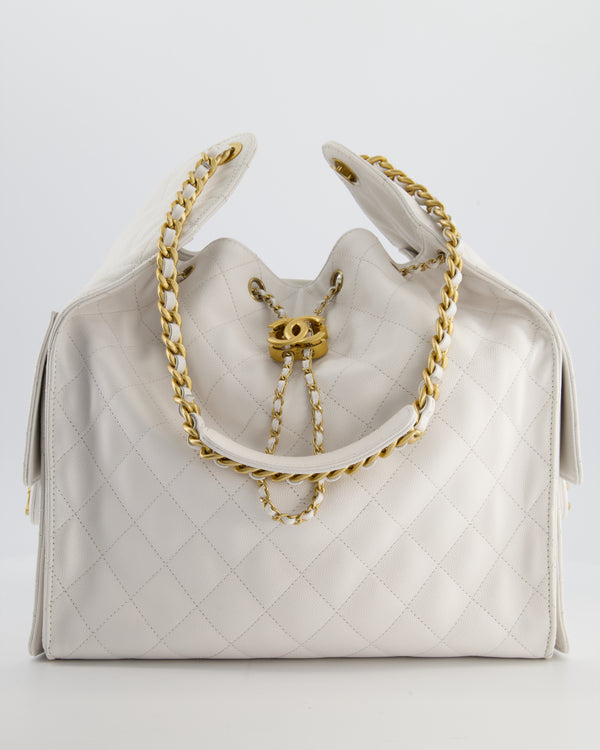 *RARE* Chanel 25 Medium Handbag in White Grained Calfskin Leather with Antique Gold Hardware