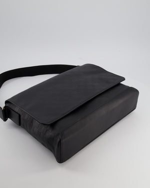 Louis Vuitton Black GM Messenger Bag in Damier Calfskin Leather with Silver Hardware
