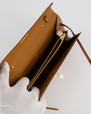 Hermès Kelly To Go Bag in Gold Epsom Leather with Gold Hardware