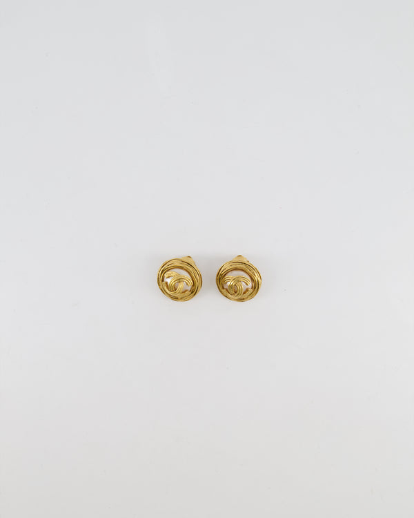 Chanel Vintage 94A Gold Spiral Round Clip On Earrings with Embedded Pearl and Gold CC Logo