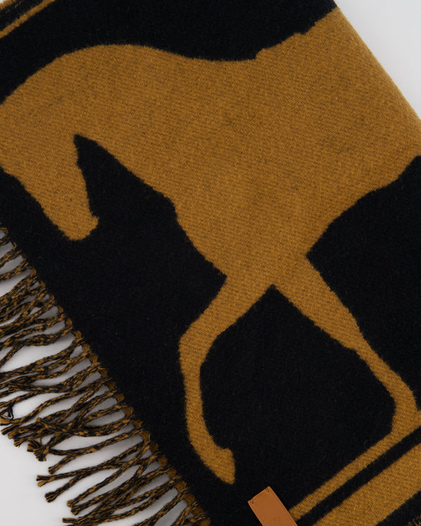 Hermès Black and Gold Casaque Tete A Queue Scarf Size 204cm x 40cm