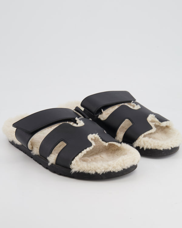 Hermès Chypre Sandals in Black Calfskin Leather and White Shearling Lining Size EU 39