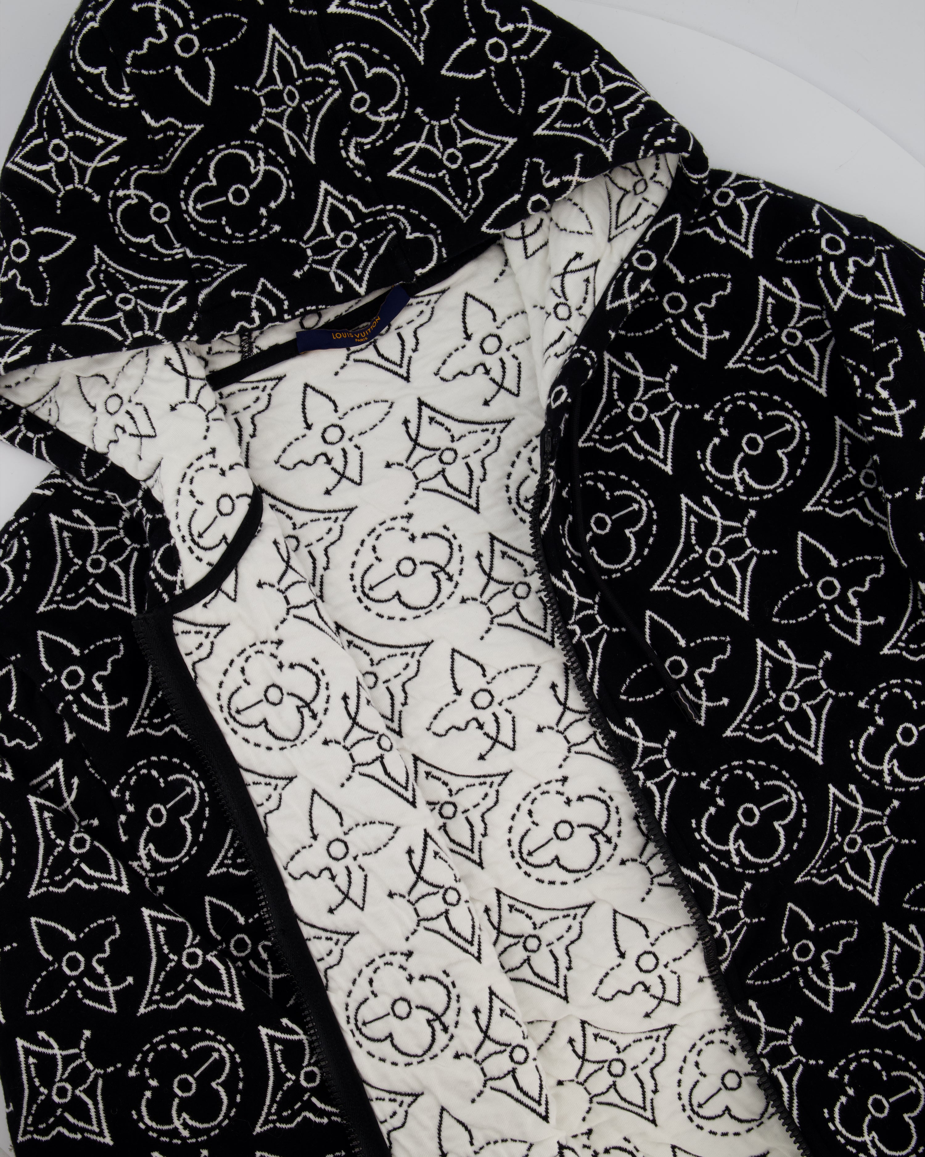 パーカー　ルイヴィトンNBA STRATEGIC FLOWERS HOODIE Louis Vuitton x NBA Mens Strategic Flowers Black and White Quilted