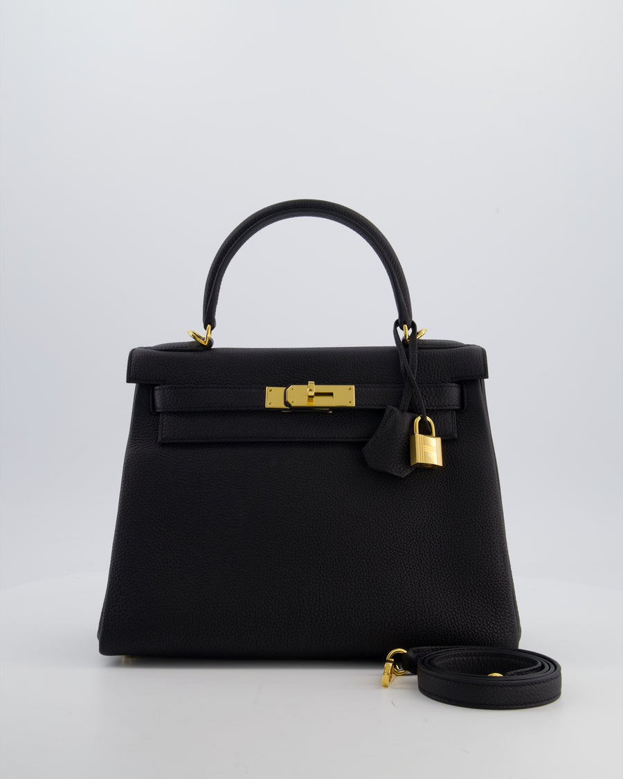 Hermès Kelly 28 Retourne Bag in Noir Togo Leather with Gold Hardware