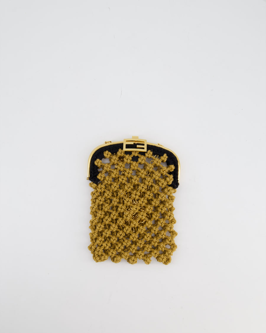 Fendi Baguette Phone Pouch in Natural Woven Raffia with a Chain