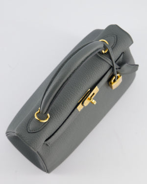 Hermès Kelly 25 Retourne Bag in Vert Amande Togo Leather with Gold Hardware