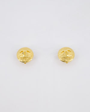 *HOT* Chanel Vintage Gold Medallion Starburst Clip On Earrings with CC Logo Detail