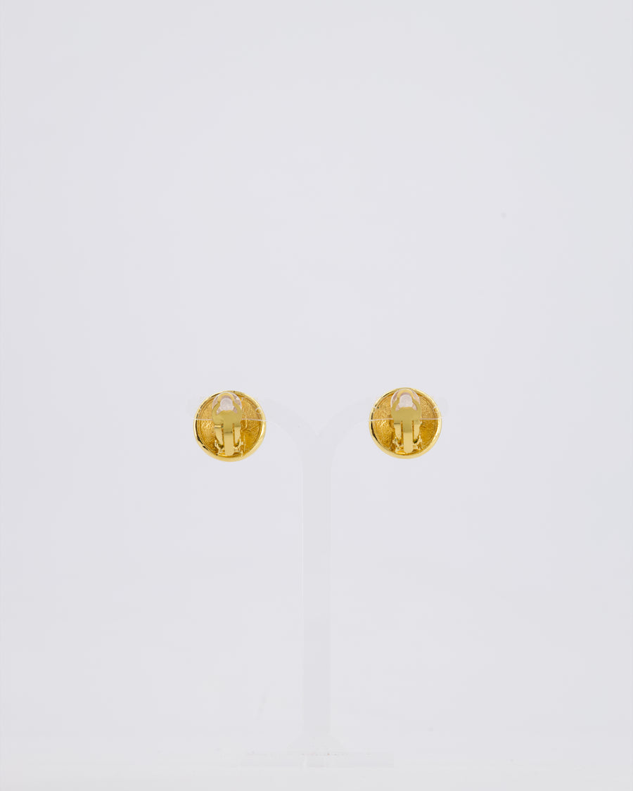 *HOT* Chanel Vintage Gold Medallion Starburst Clip On Earrings with CC Logo Detail