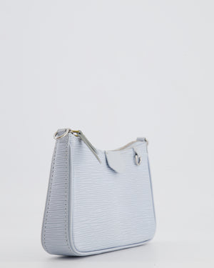 Louis Vuitton Baby Blue Easy Pouch on Strap Bag in Epi Leather with Silver Hardware RRP £1,650
