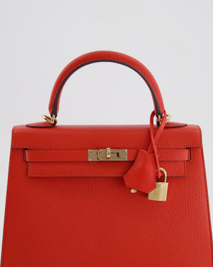 Hermès HSS Kelly 25 Verso Sellier Bag in Capucine Chèvre Mysore Leather and Gold Interior with Permabrass Hardware