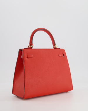Hermès HSS Kelly 25 Verso Sellier Bag in Capucine Chèvre Mysore Leather and Gold Interior with Permabrass Hardware