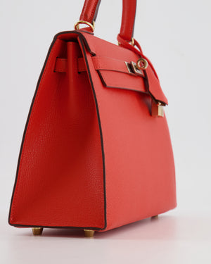 Hermès HSS Kelly 25 Verso Sellier Bag in Capucine Chèvre Mysore Leather and Gold Interior with Permabrass Hardware